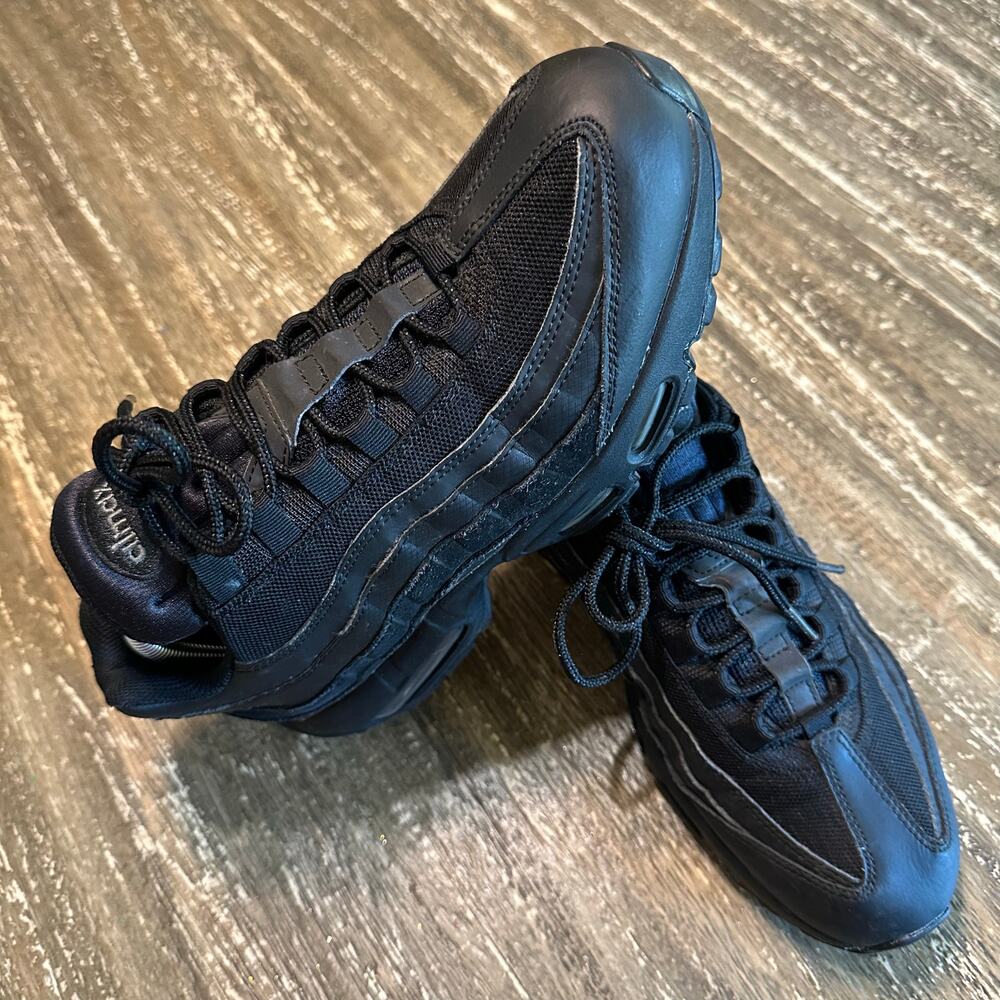 Nike Air Max 95 Triple Black Sneakers Leather Mesh Suede Men’s Size 9